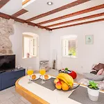Old Town And Marko Apartman